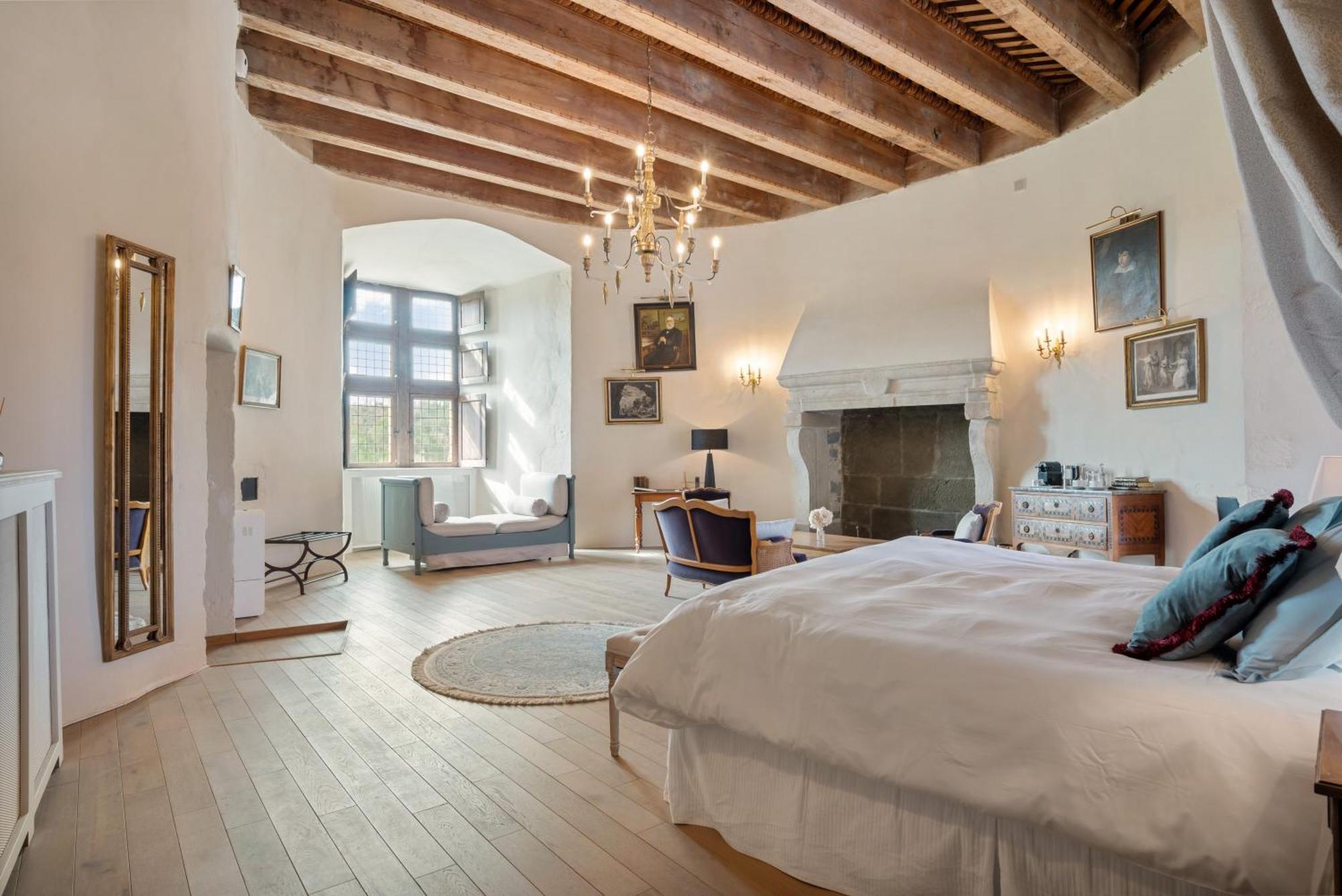 Hotel Chateau De Vidal 5*